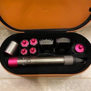 Dyson Airwrap Complete - in EXCELLENT condition